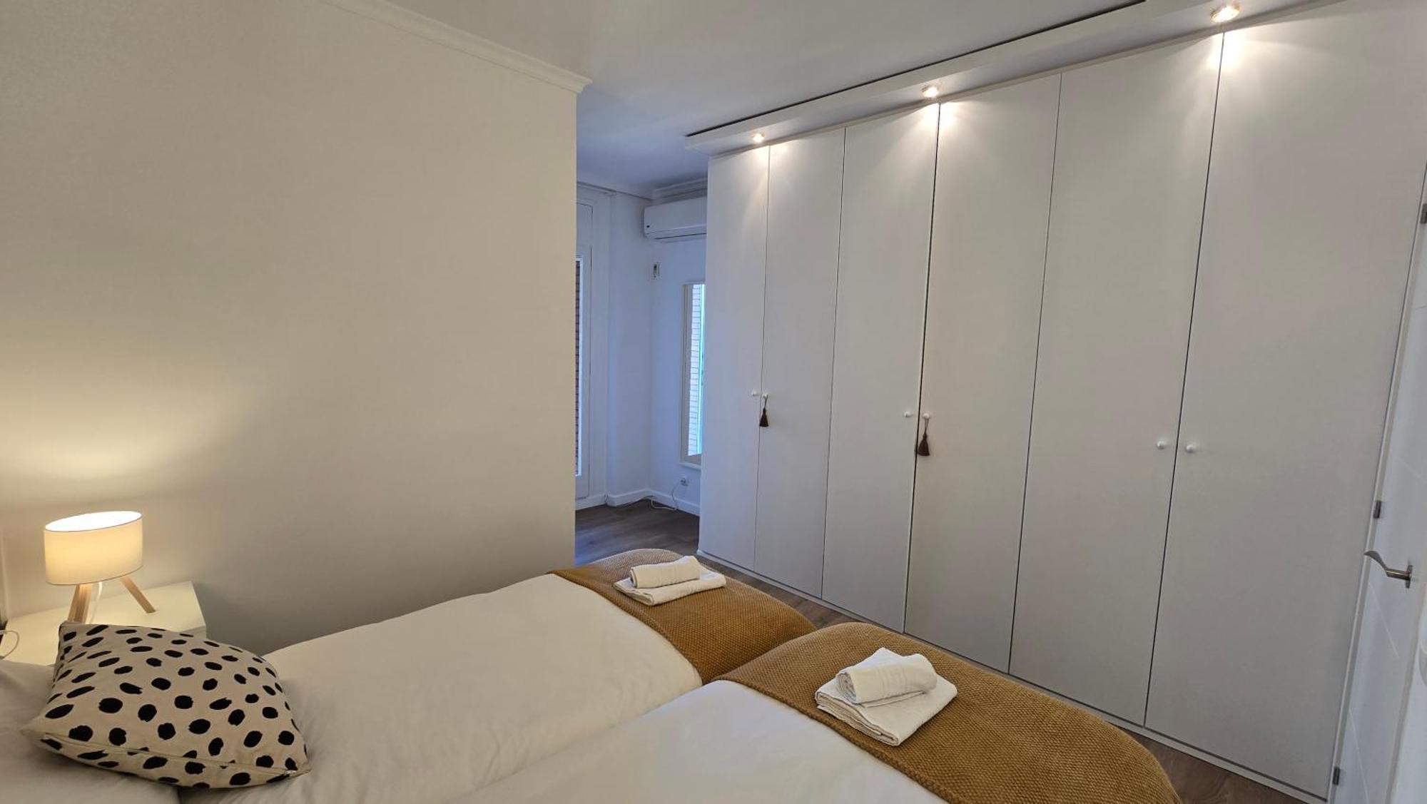 Opening Doors Monumental Appartement Barcelona